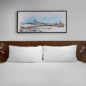 Premium King Room